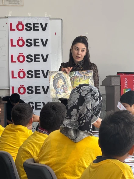 Lösemiyi yenen minik kahramanlar, Eğitim Fakültesinde bilimsel yolculuğa çıktı